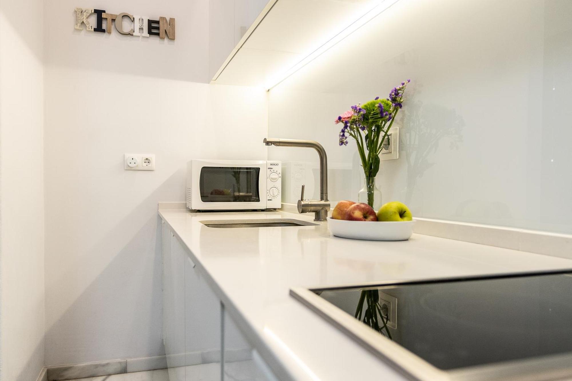 Apartamento Triana Deluxe Con Patio Privado Sevilla Exterior foto